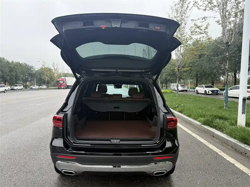 Mercedes-Benz GLB Mercedes-Benz GLB