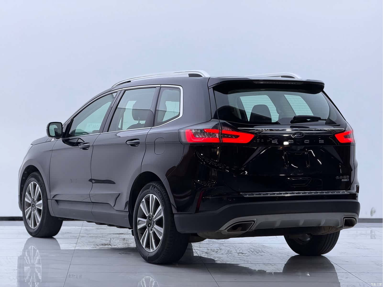 Ford Edge, 2023 20
