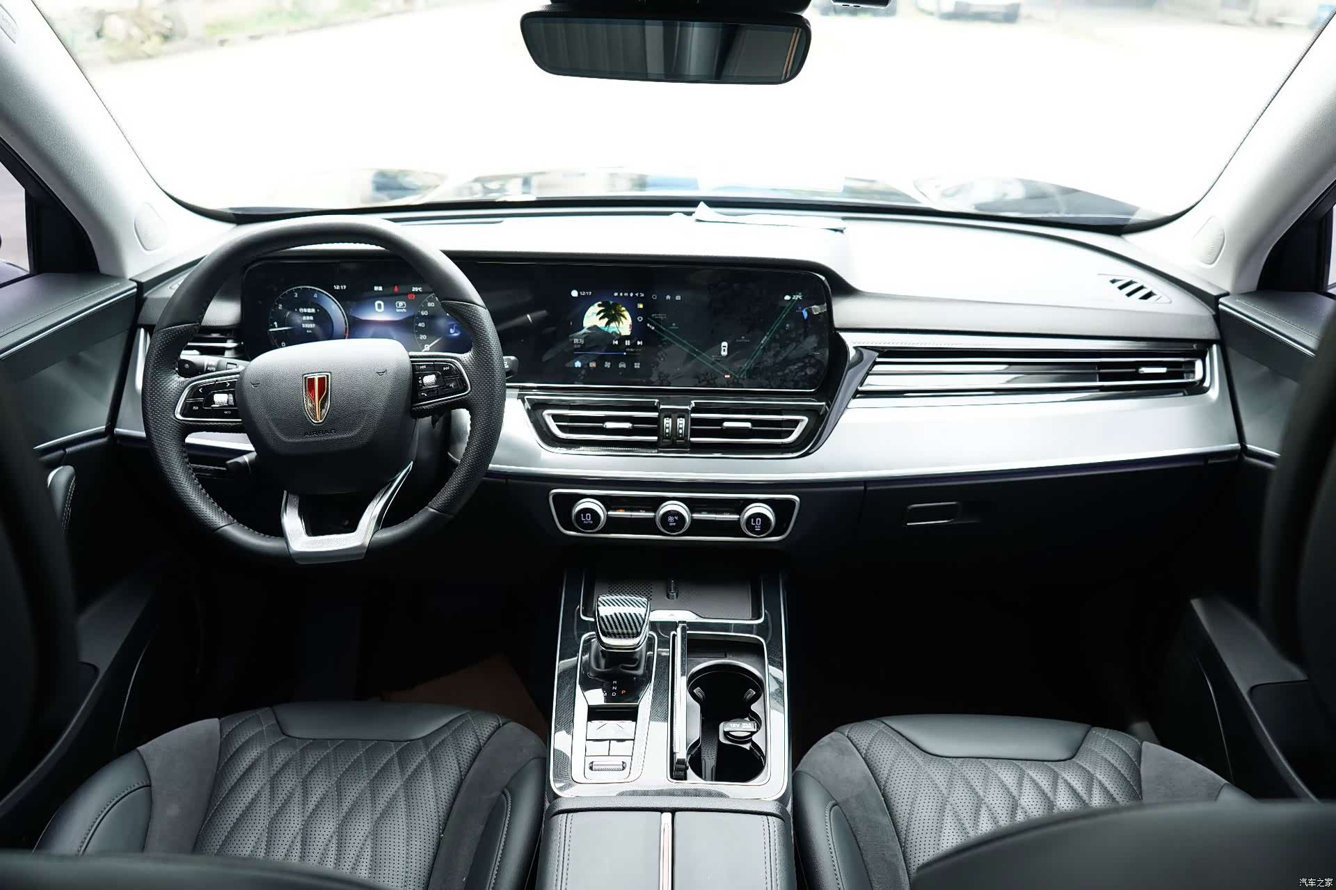 Hongqi HS5, 2024 все фото
