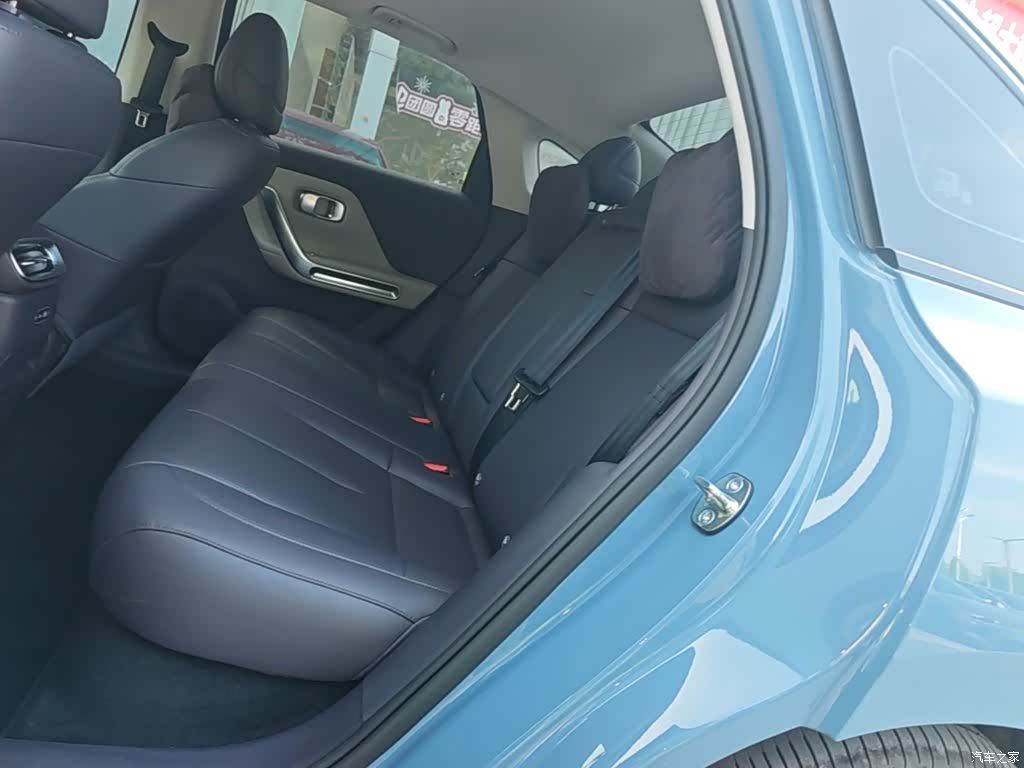 Leapmotor B01, 2025 17