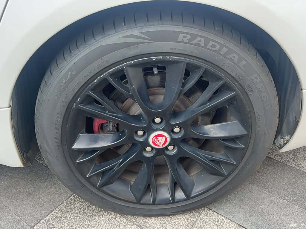 Jaguar XF, 2014 23