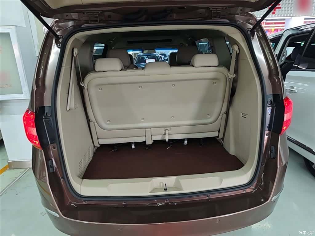 Buick GL8, 2020 19