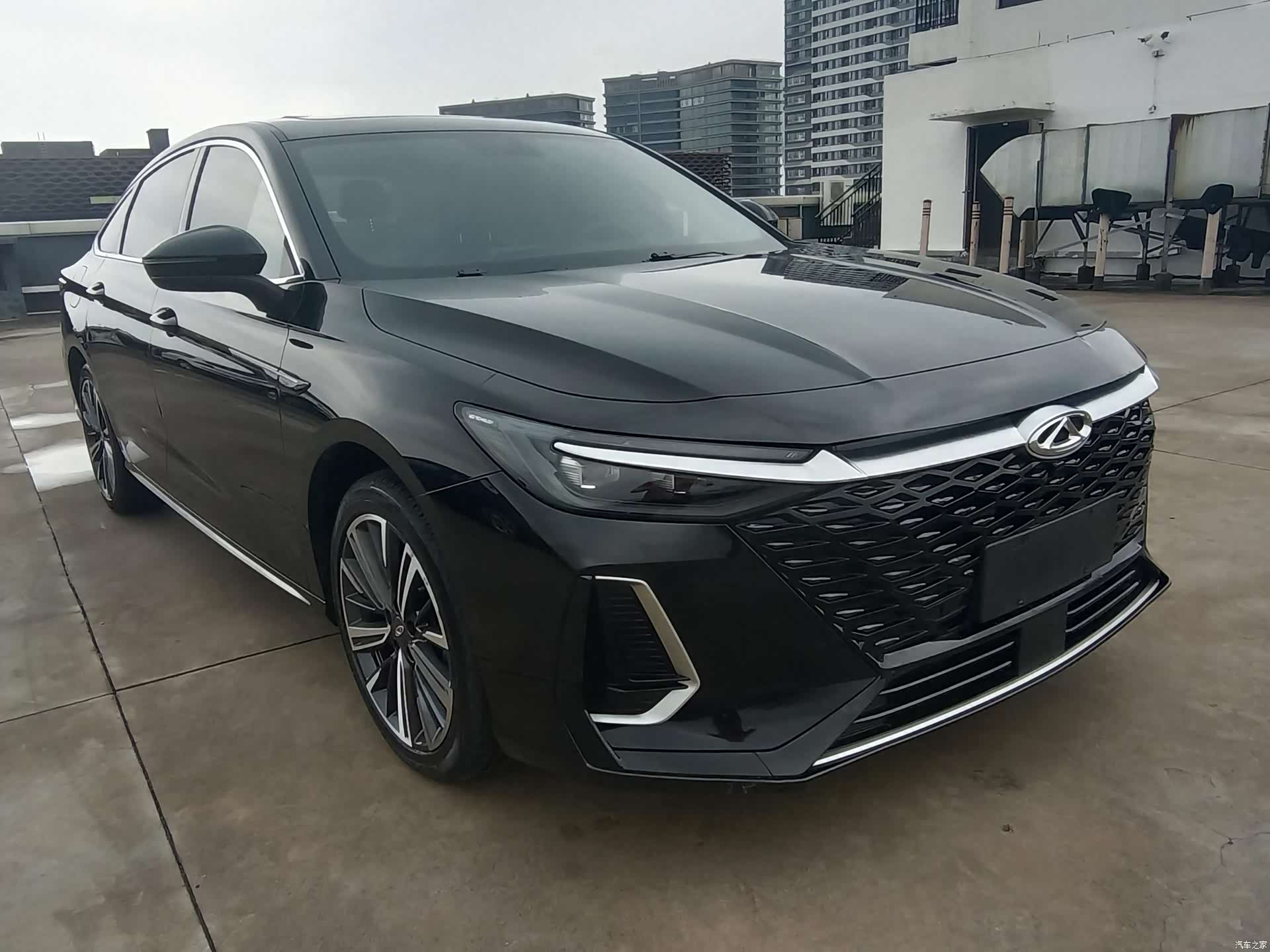 Chery Arrizo 8, 2024 3