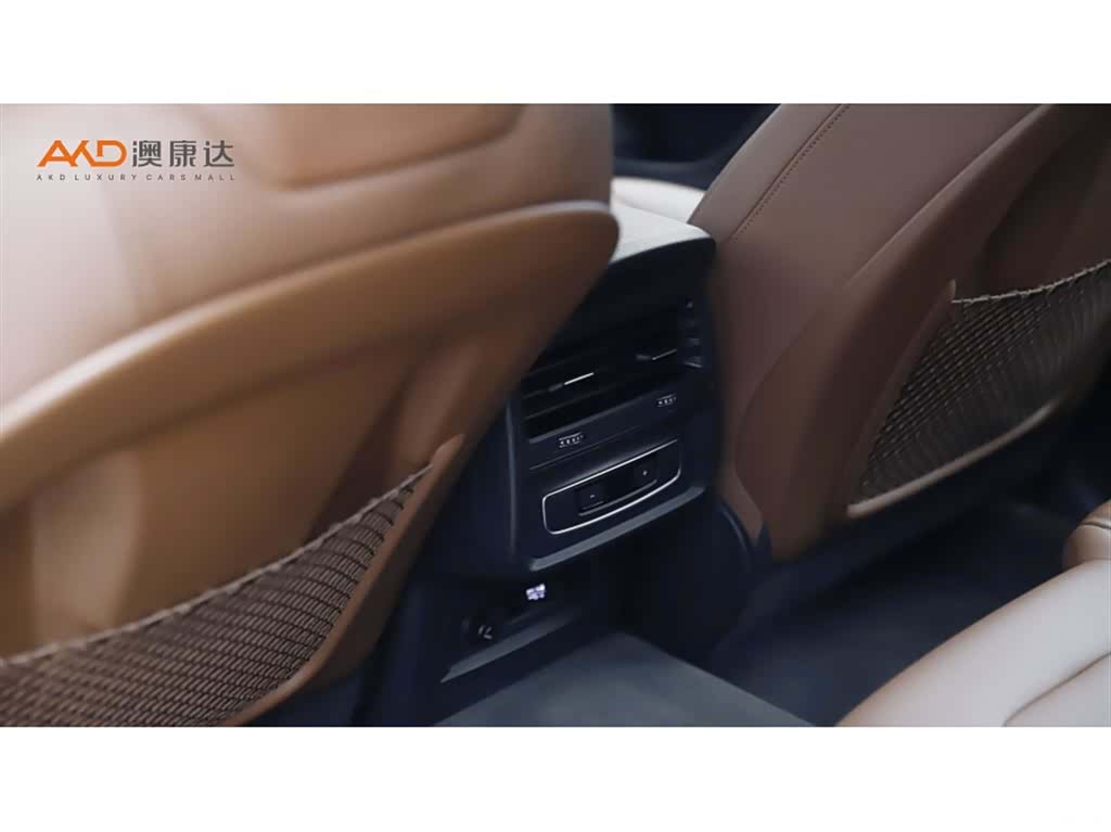 Audi Q8, 2019 9