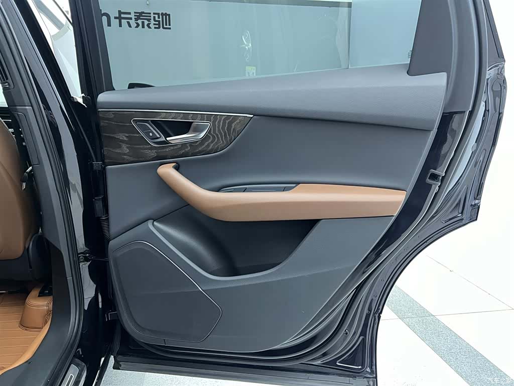 Audi Q7, 2021 28