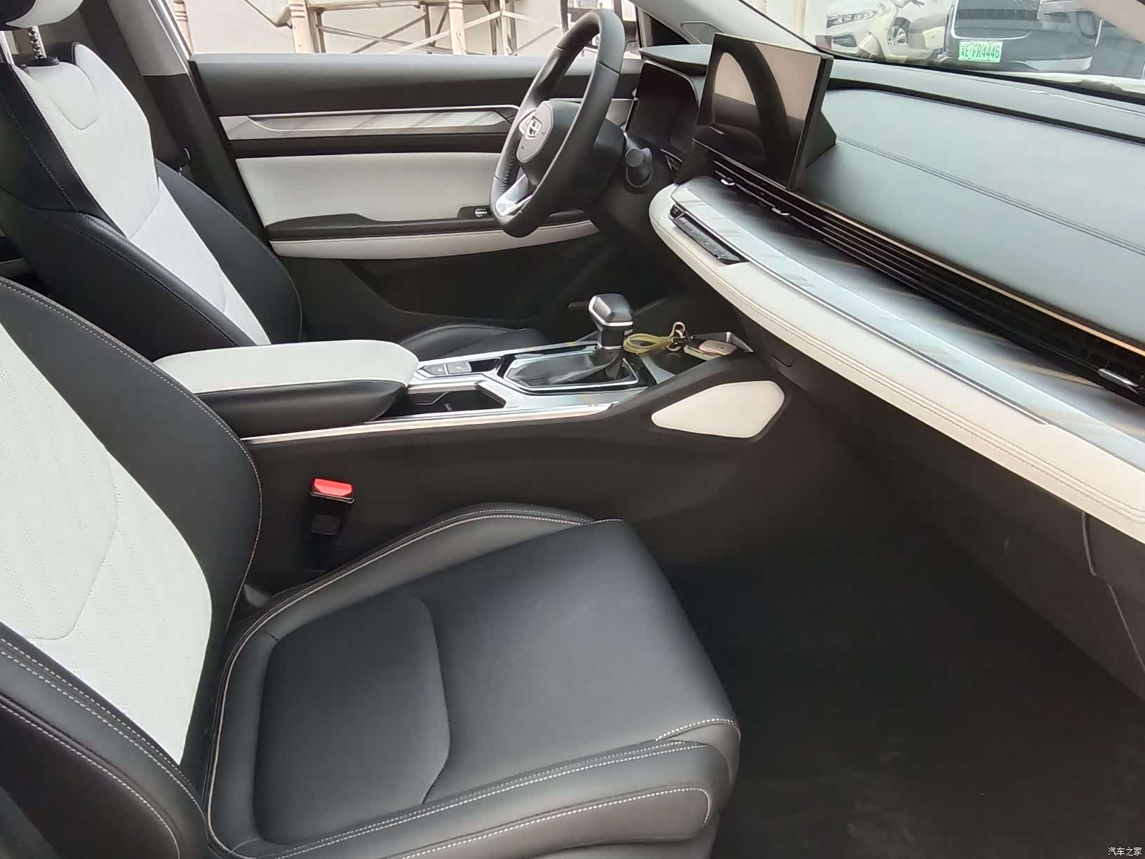 Geely Emgrand, 2022 6