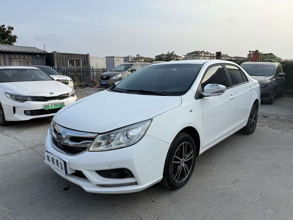 BYD Surui