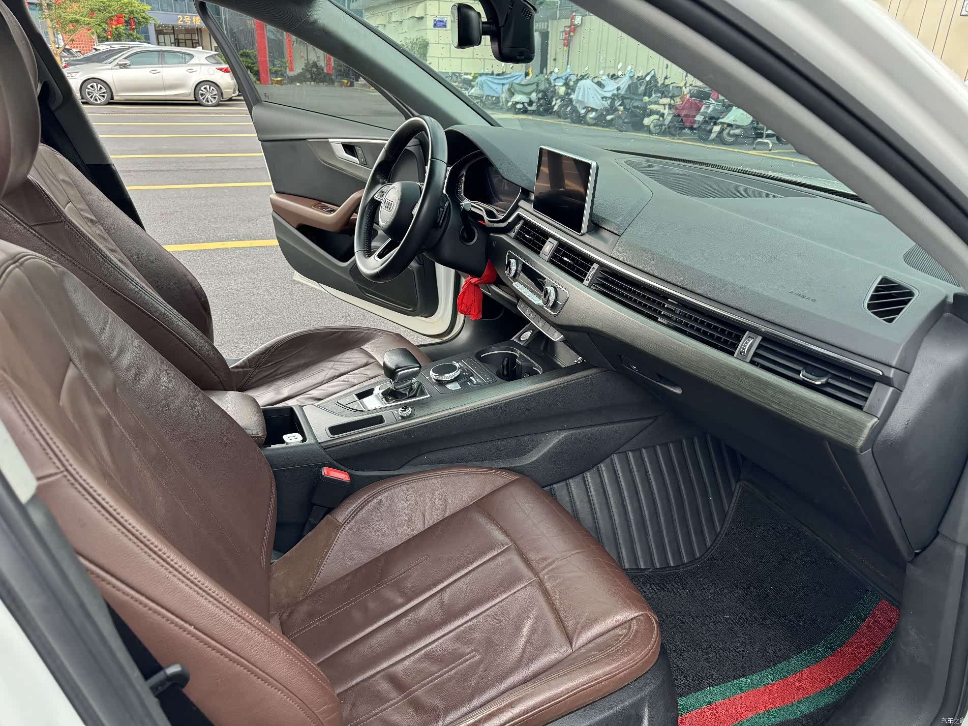 Audi A4L, 2017 7