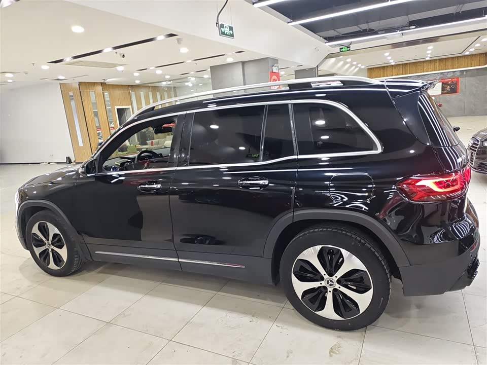 Mercedes-Benz GLB