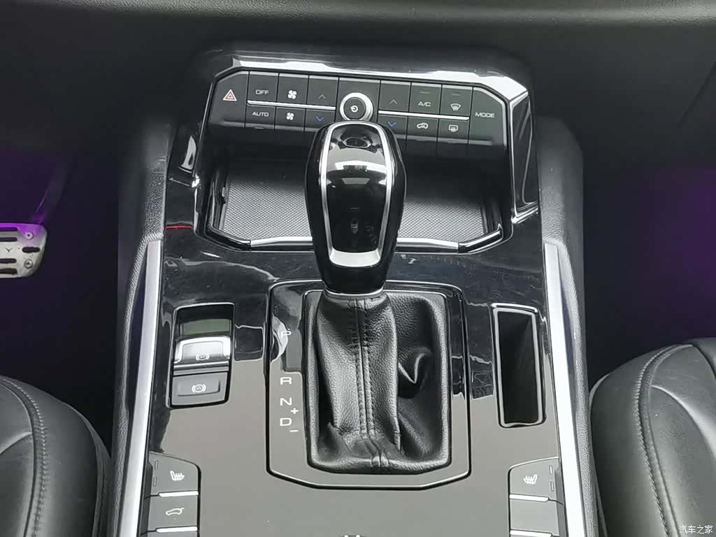 WEY VV7, 2018 13