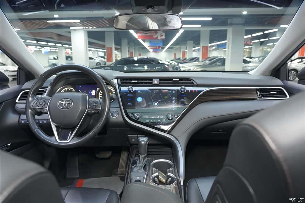 Toyota Camry, 2020 17