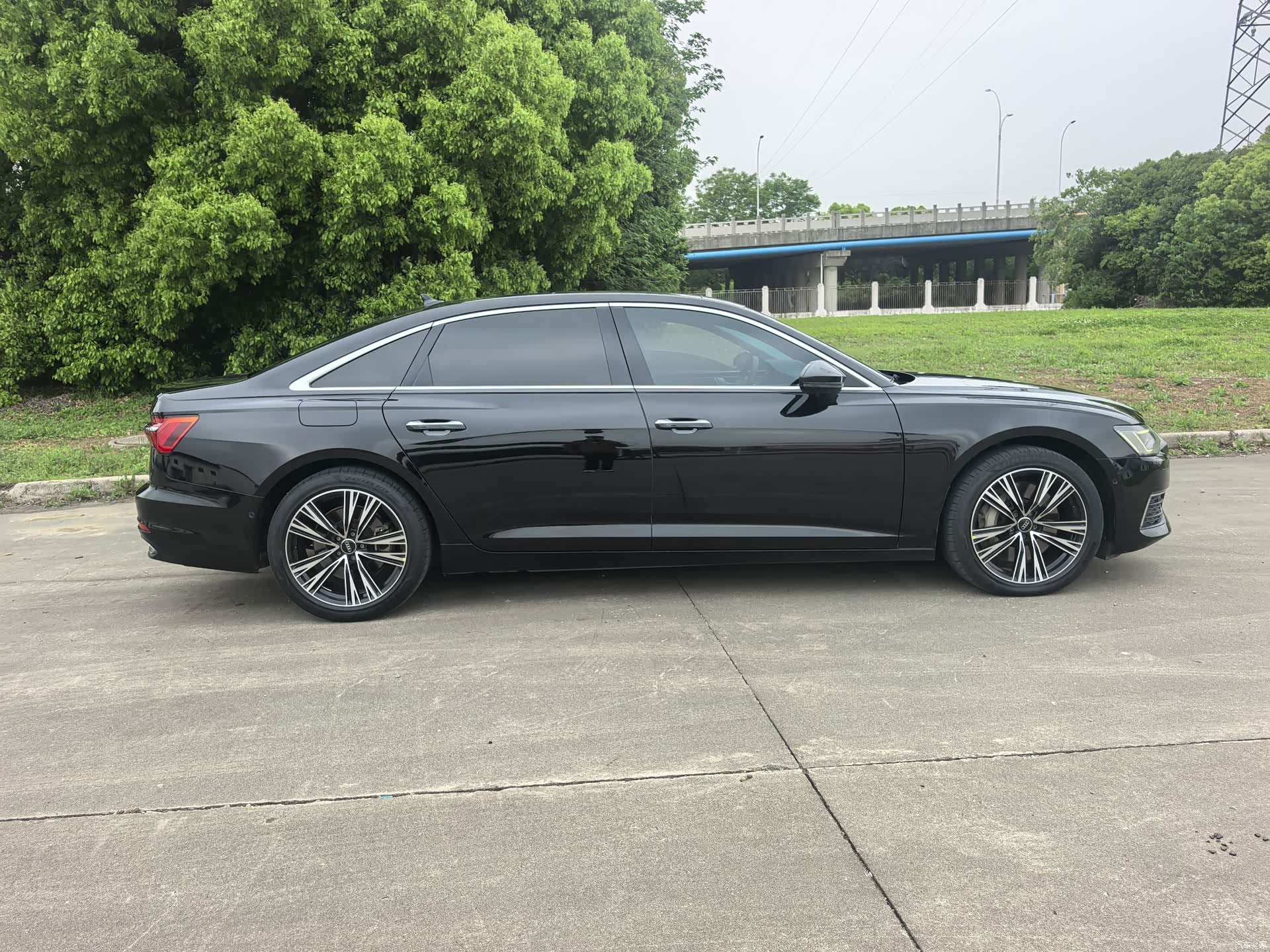 Audi A6L, 2022 4