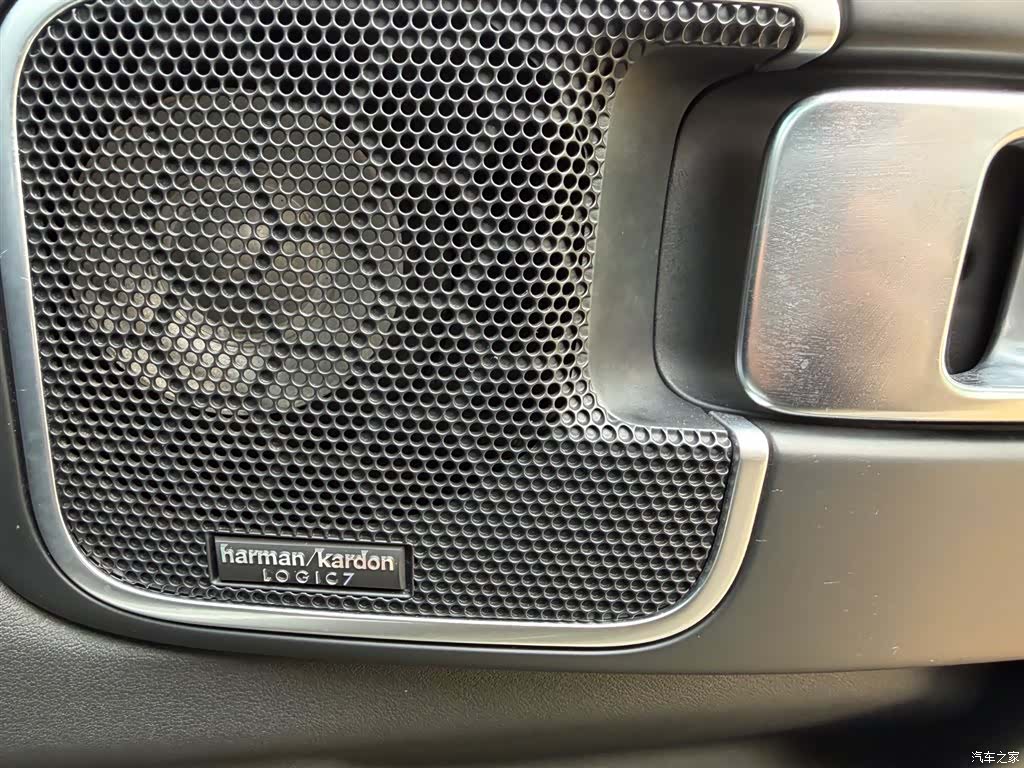 Land Rover Range Rover, 2011 10