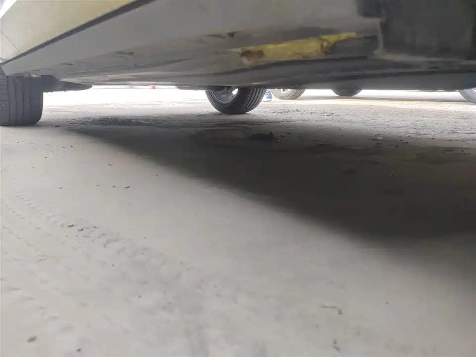 Volkswagen T-ROC exploring Songs