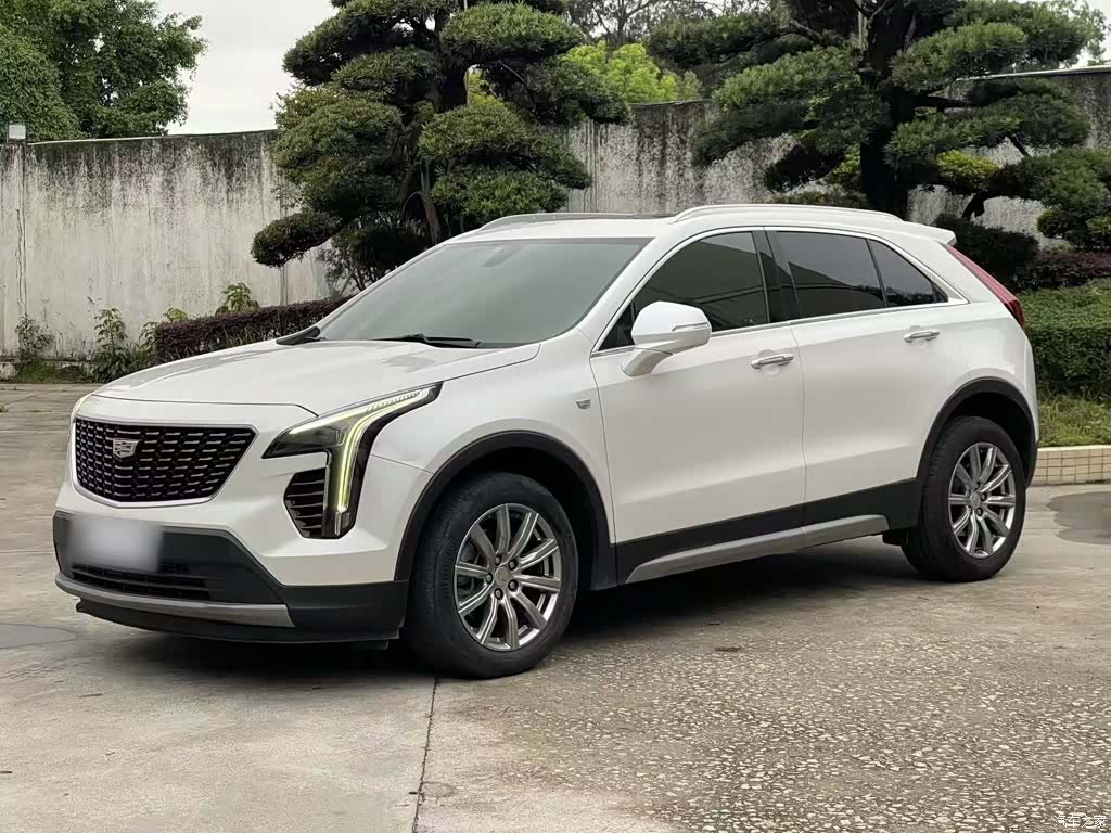 Cadillac XT4, 2021 2