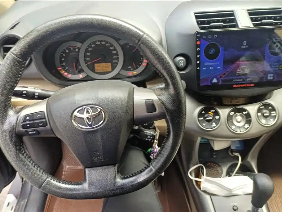 Toyota RAV4 Rongfang