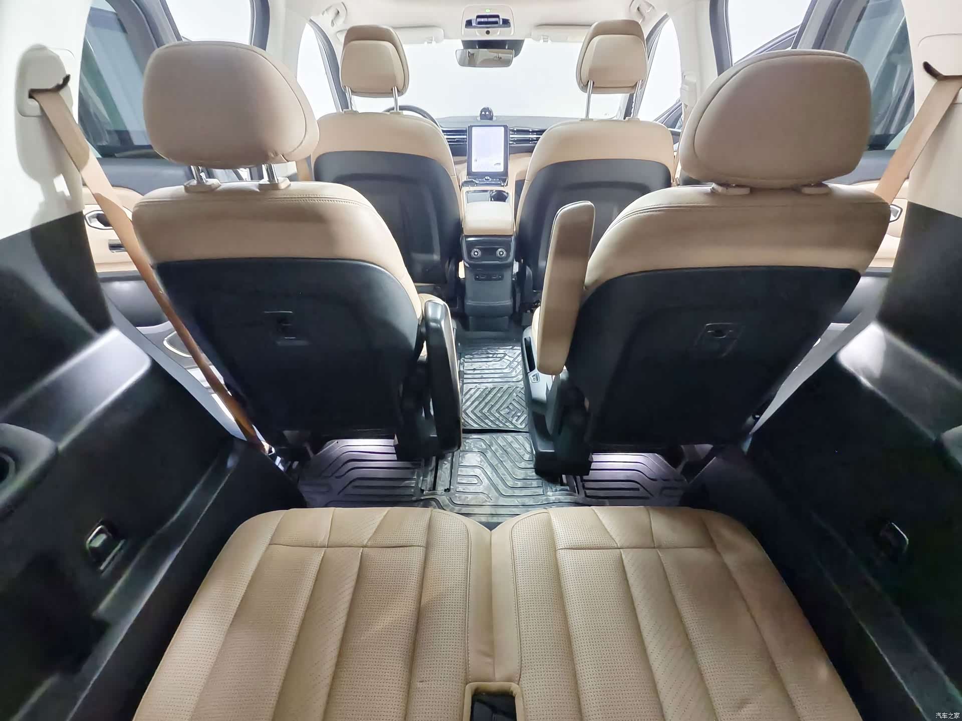 NIO ES8, 2019 12