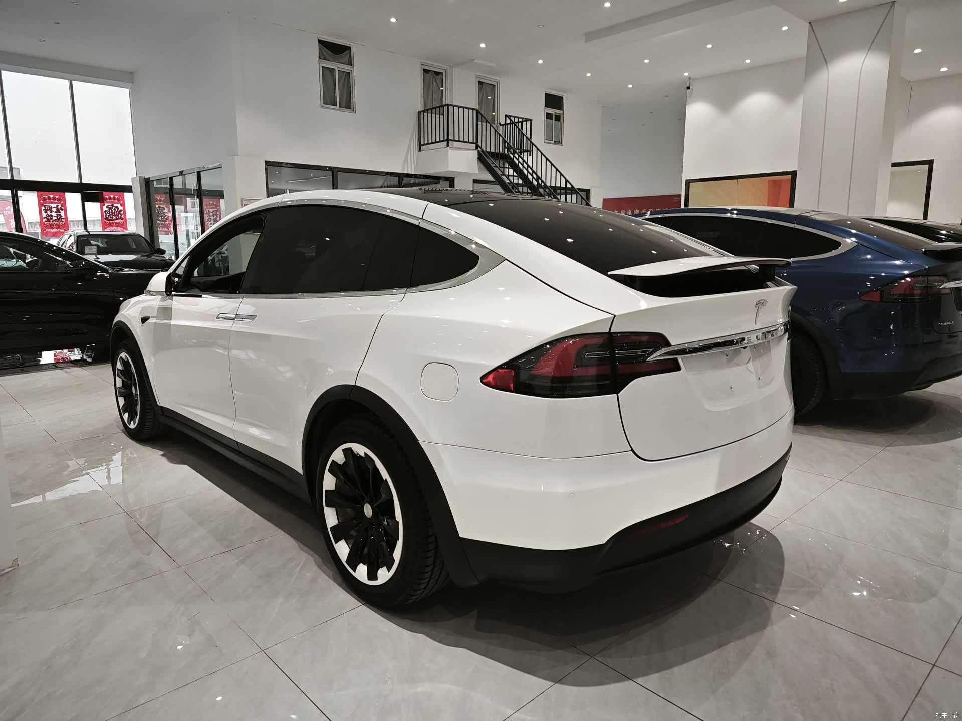 Tesla Model X, 2020 6