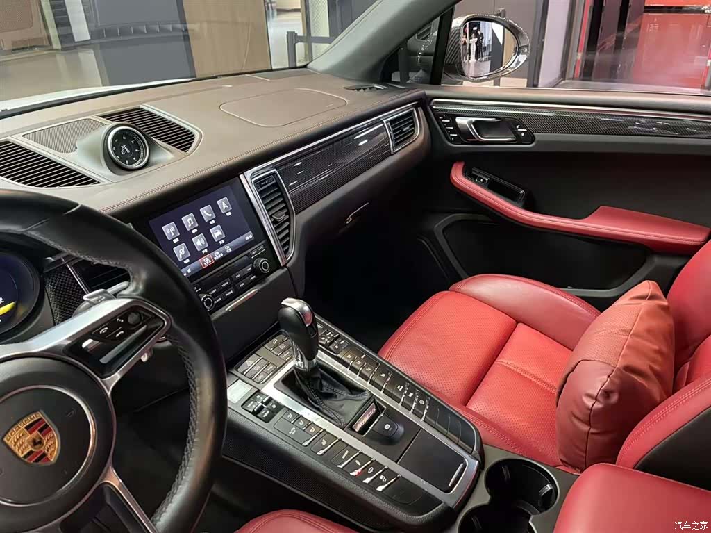 Porsche Macan, 2018 8