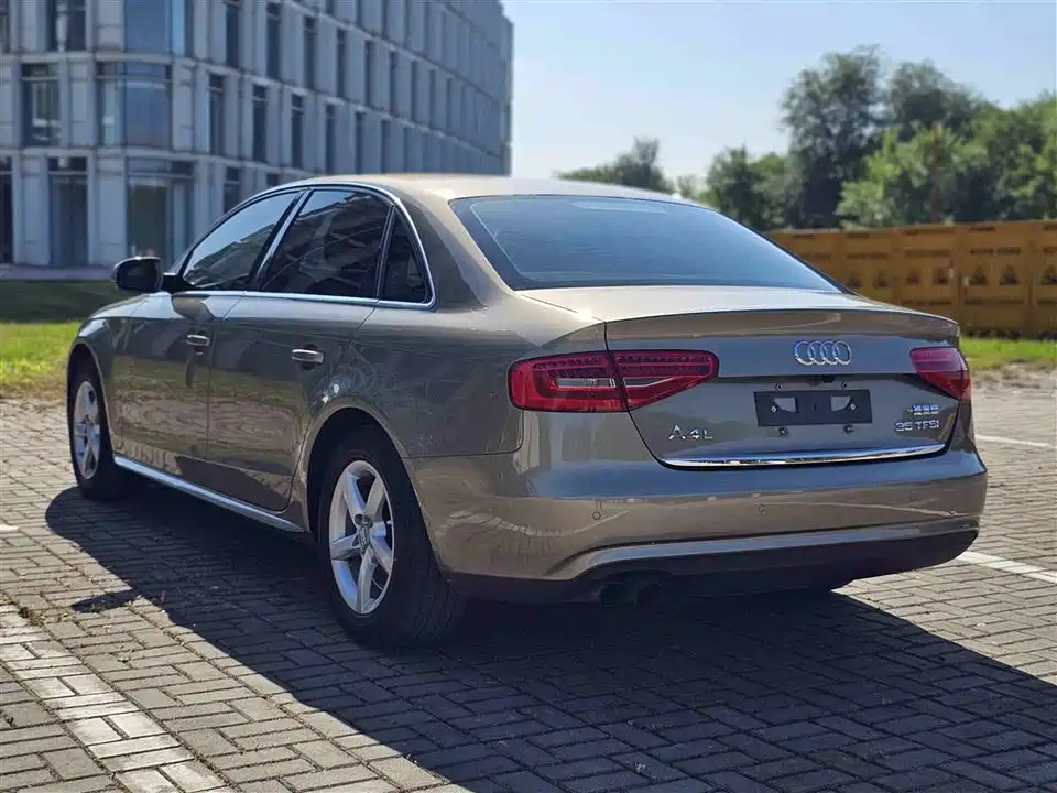 Audi A4L