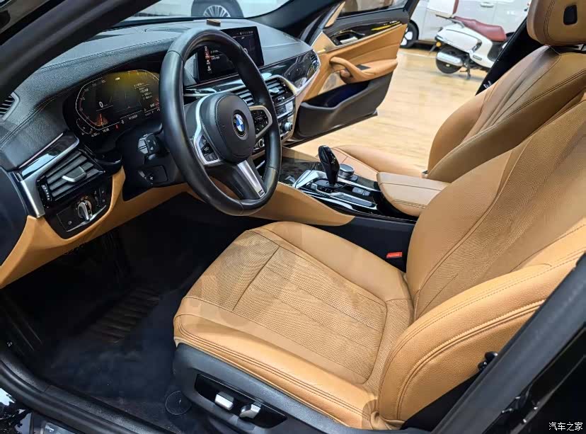 BMW 5 Series, 2020 4