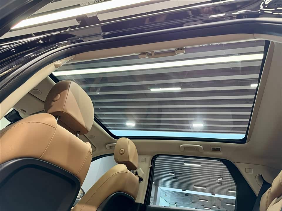 Land Rover Discover sports