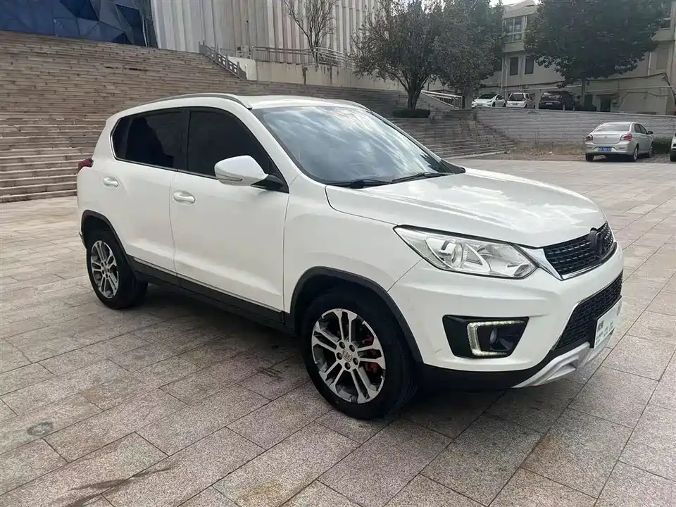 BAIC Shenbao X35