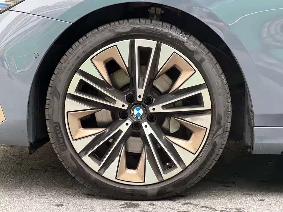BMW 5 series BMW 5 series
