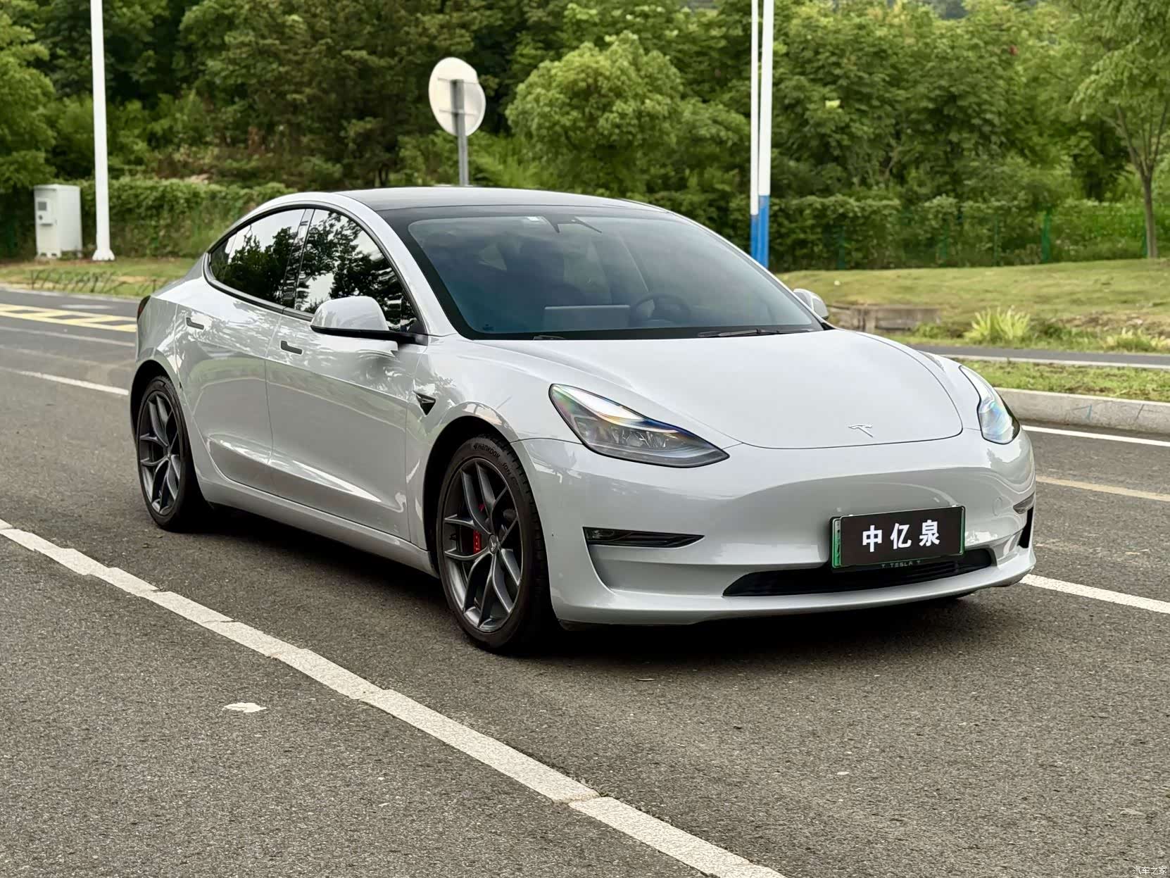 Tesla Model 3, 2021 3
