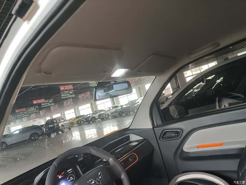 Wuling MINIEV, 2020 18
