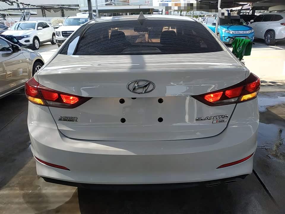 Hyundai Lead
