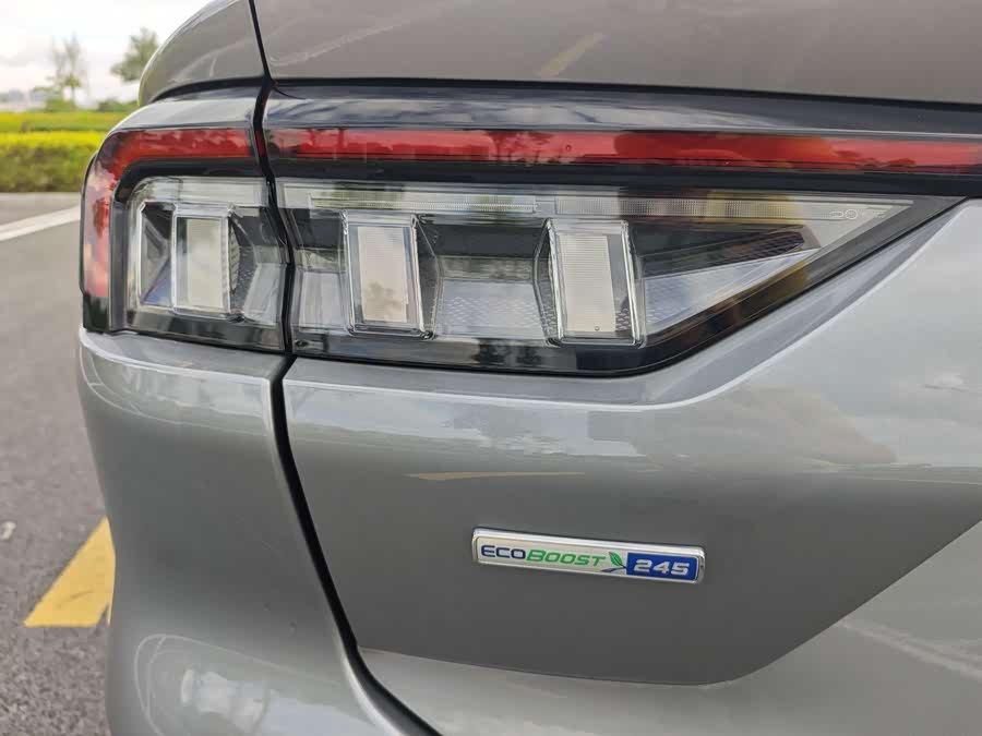 Ford Mondeo 2022, фото 28