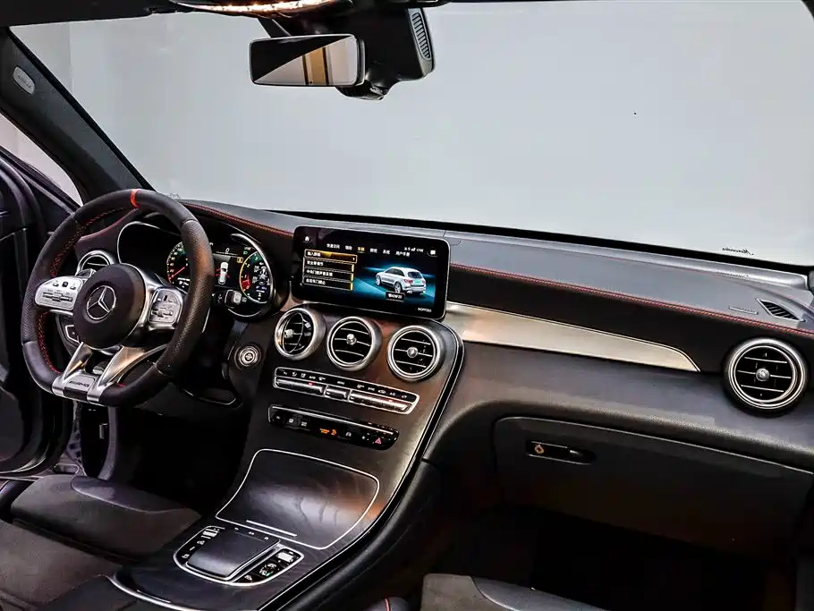 Mercedes-Benz GLC AMG