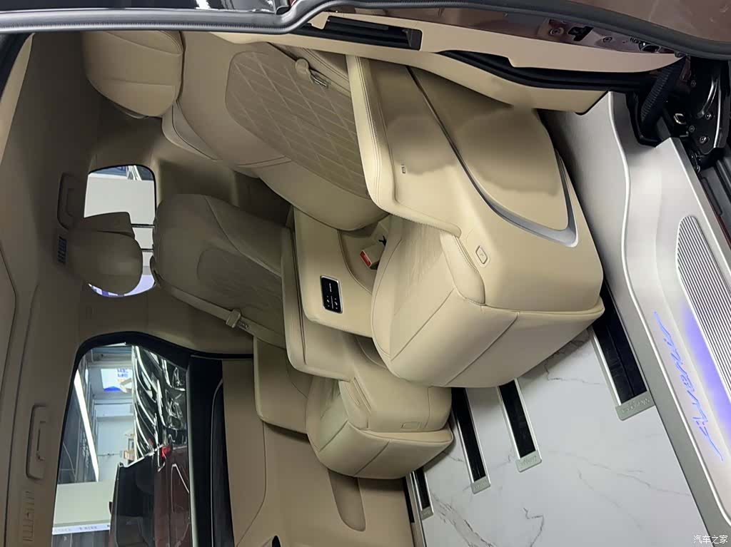 Buick GL8, 2022 10