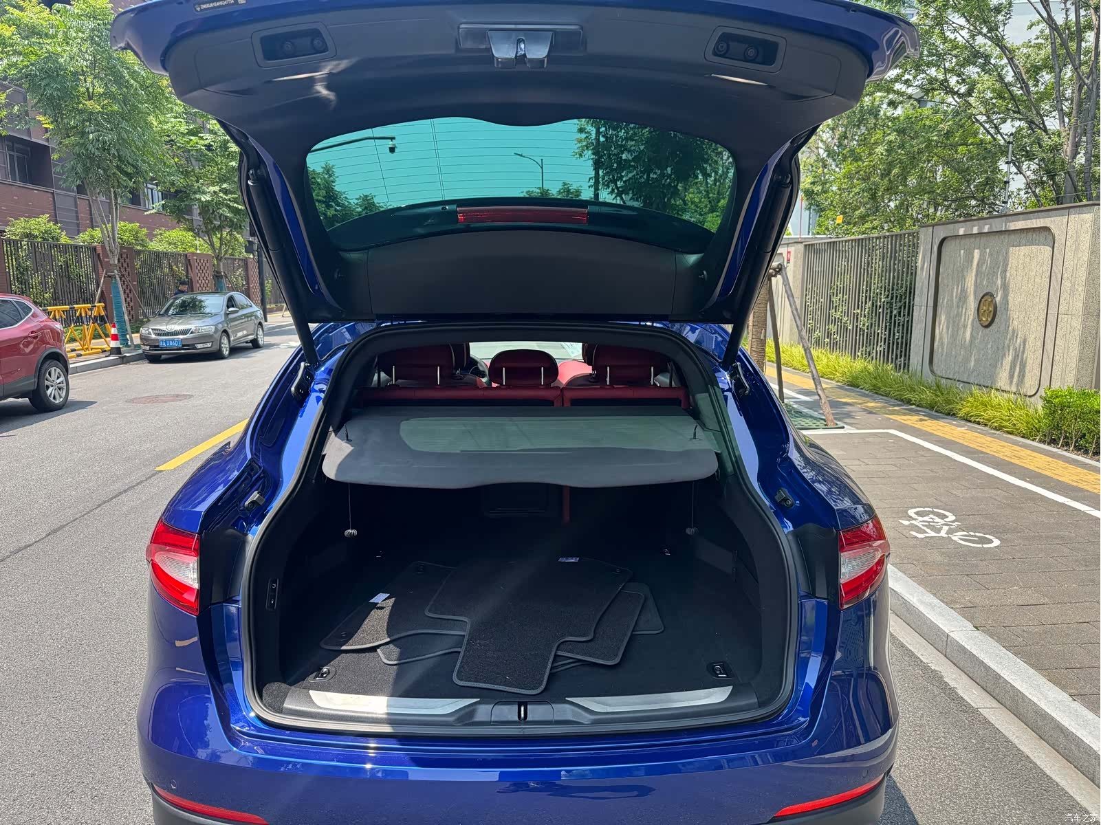Maserati Levante, 2017 10