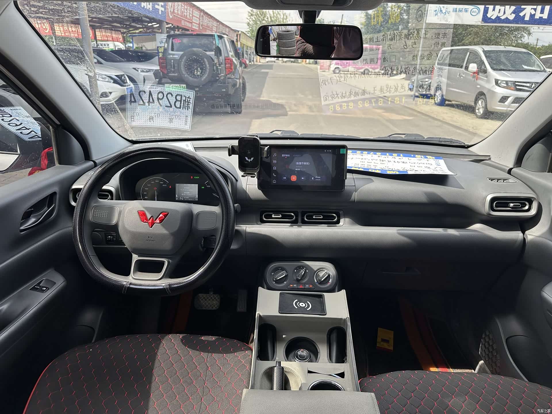 Wuling Hongguang, 2025 все фото