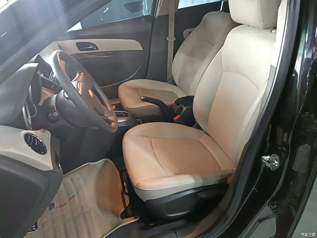 Chevrolet SE, 2016 15