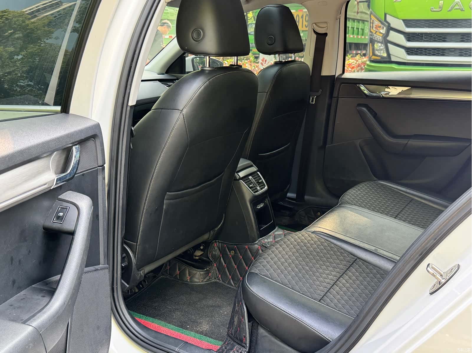 Skoda Octavia, 2019 9