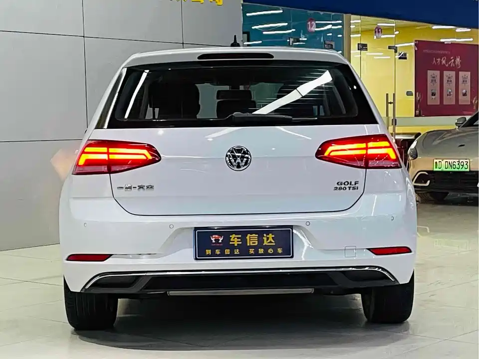 Volkswagen golf