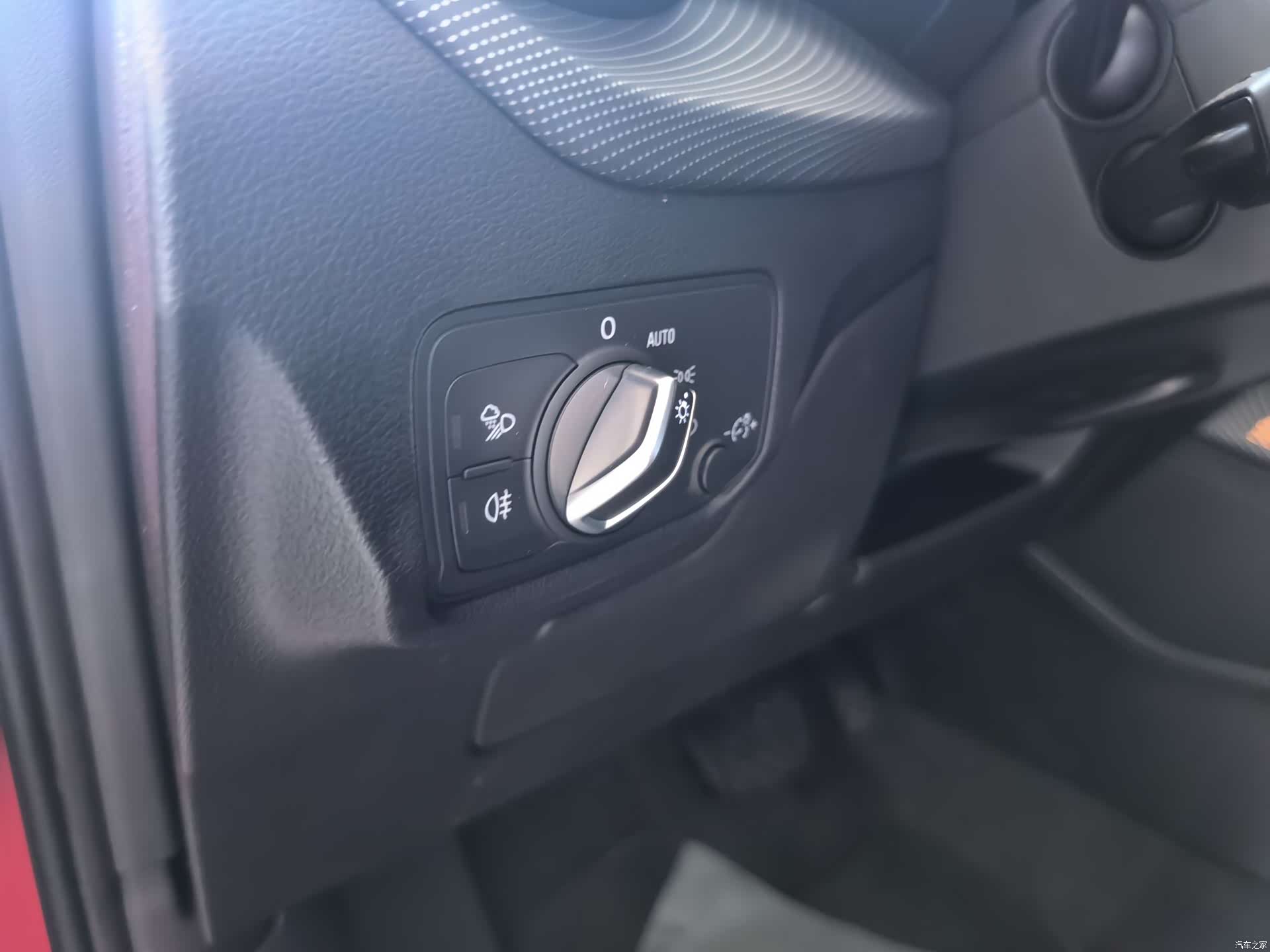 Audi Q2L, 2022 9