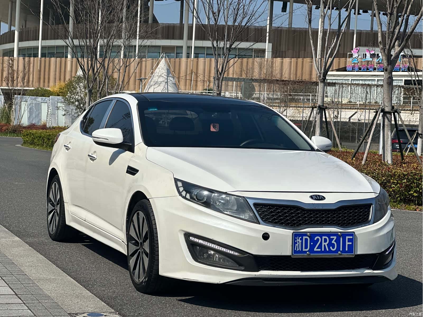 Kia K5, 2012 3