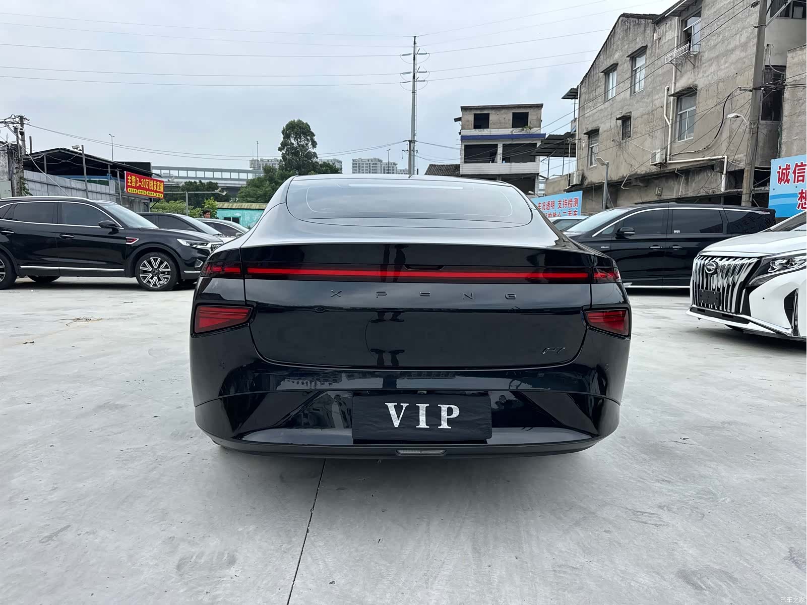 Xpeng P7, 2022 4