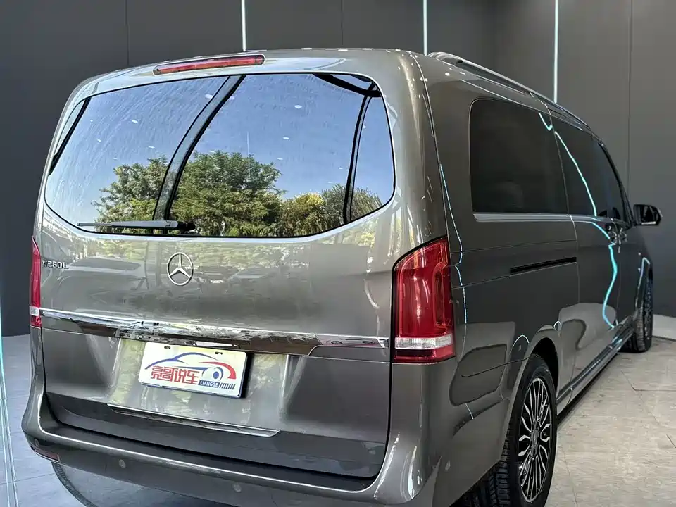 Mercedes-Benz V-class Mercedes-Benz V-class