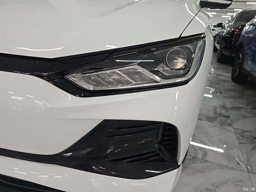 BYD E2, 2024 24