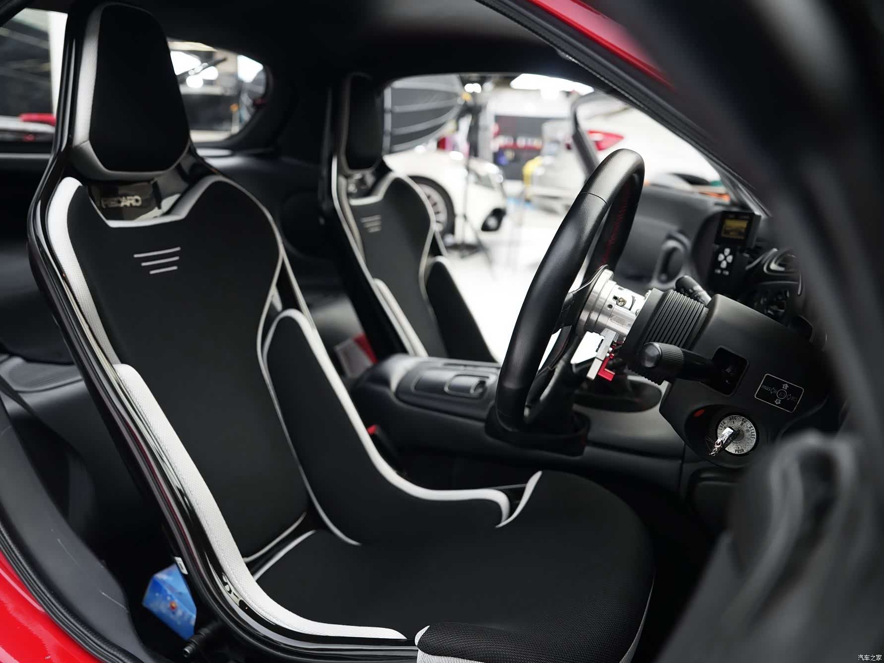Mazda RX-7, 2015 13