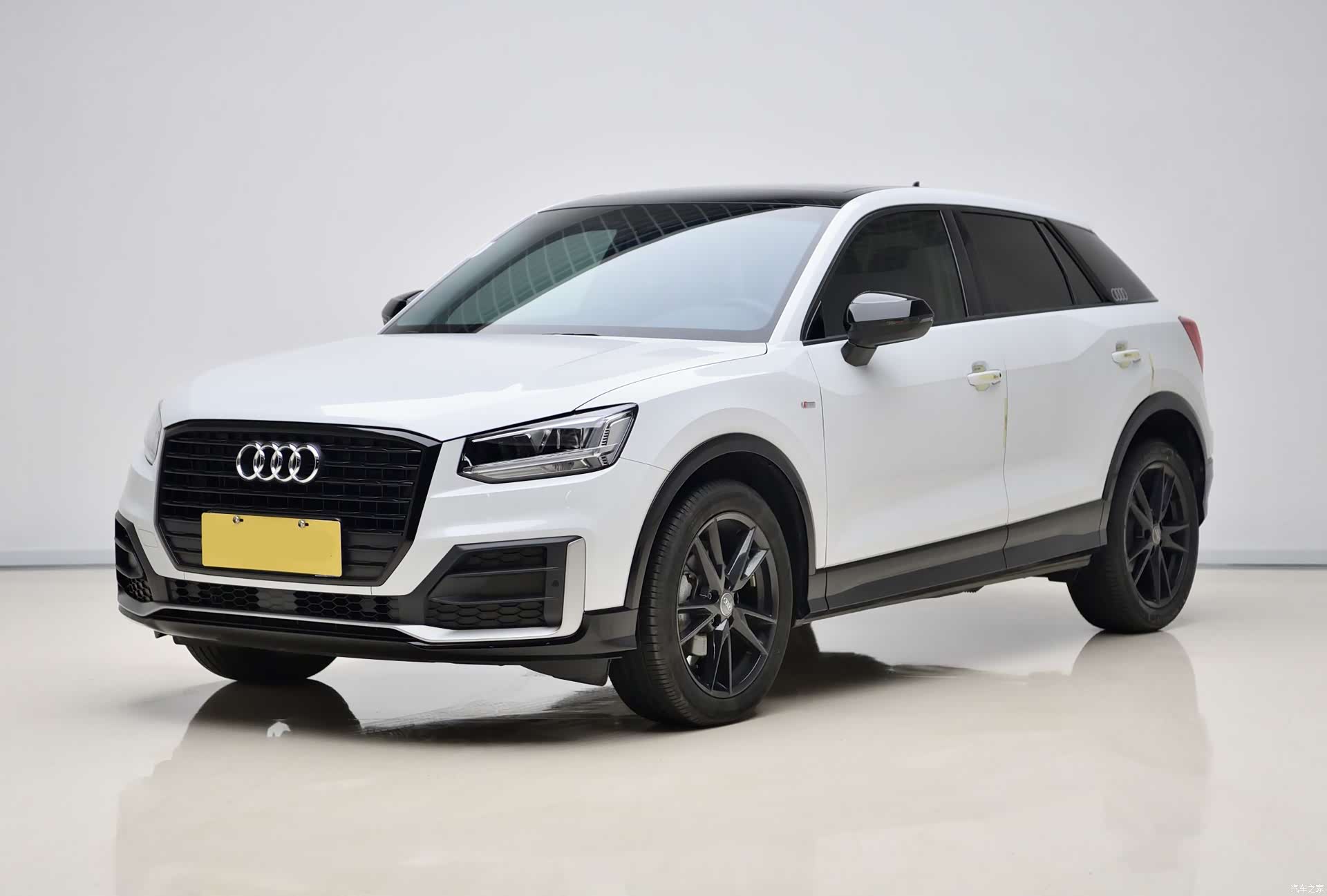 Audi Q2L, 2021 1