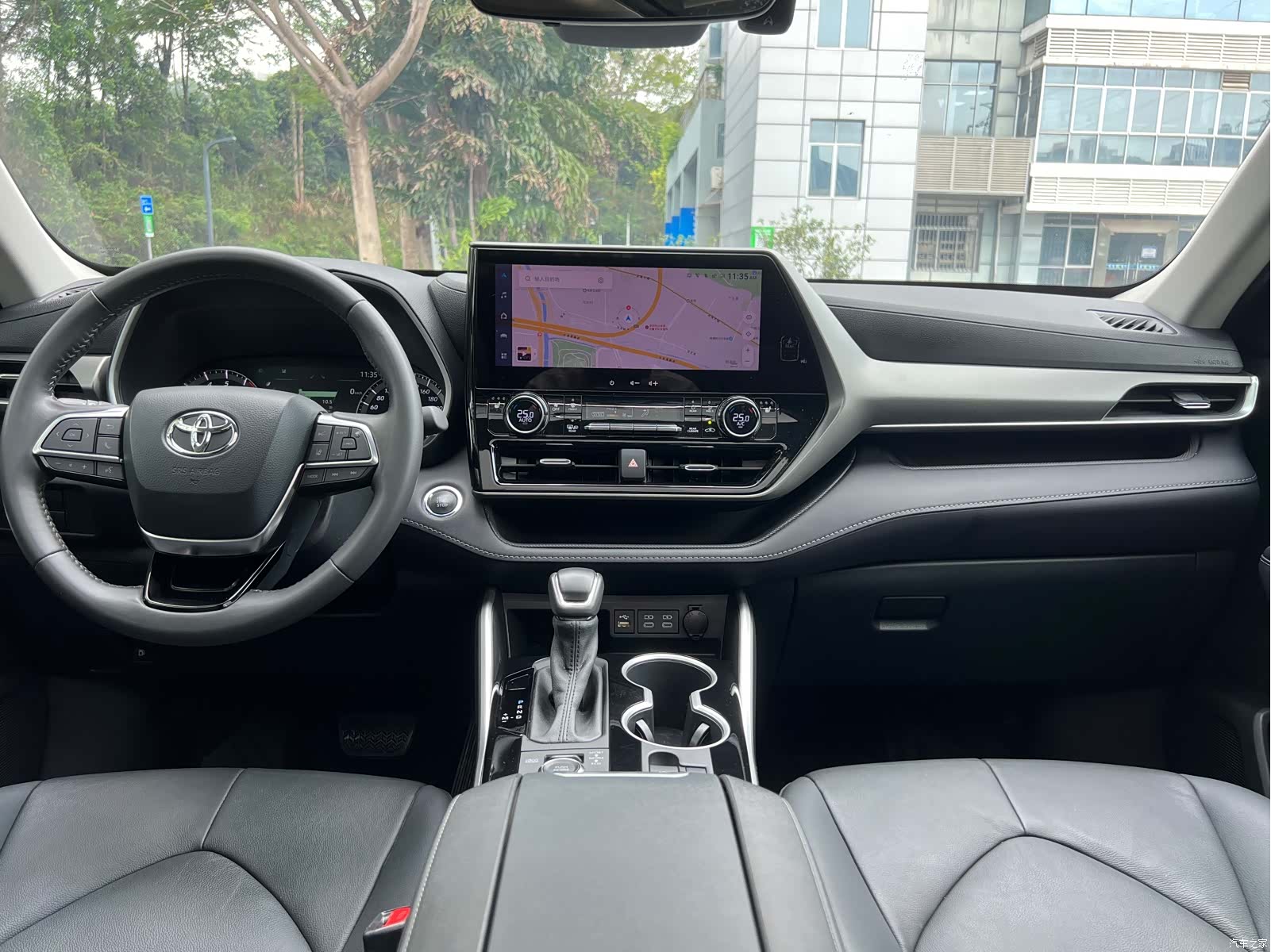 Toyota Highlander, 2024 все фото
