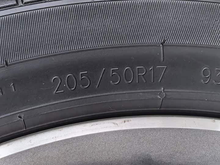 BYD Yuan 2016 1.5L МКПП Люкс