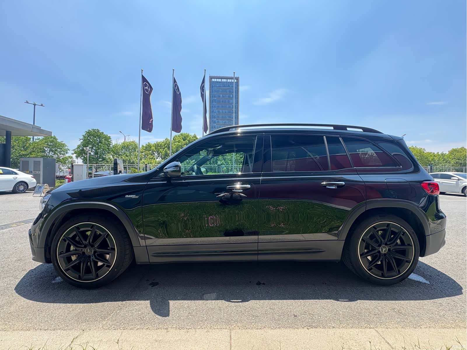 Mercedes-Benz GLB, 2025 11