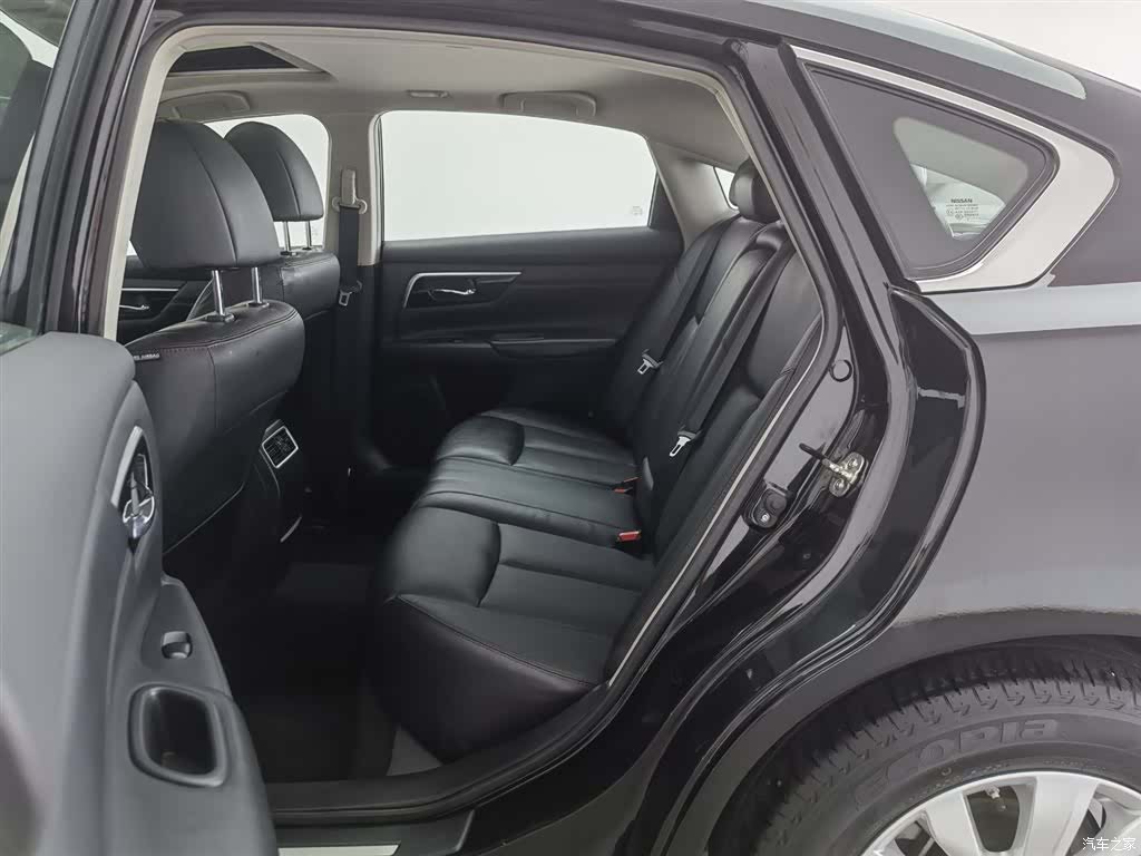Nissan Teana, 2019 15